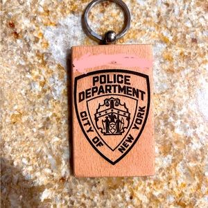 I CAN MAKE NYPD / NYPD SCHOOL CROSSING GAURD / FDNY / EMS KEY RINGS LIKE IN PIC.